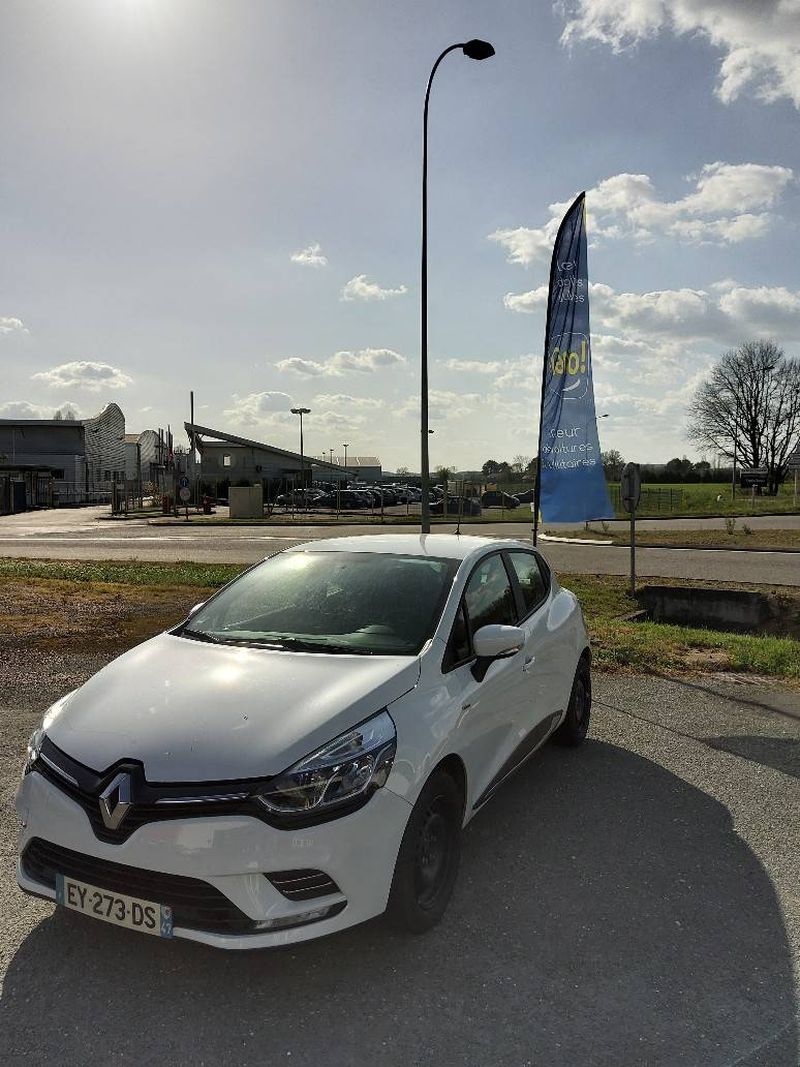 Location de véhicule Renault Clio 5 sur Montayral dans le Lot et Garonne 