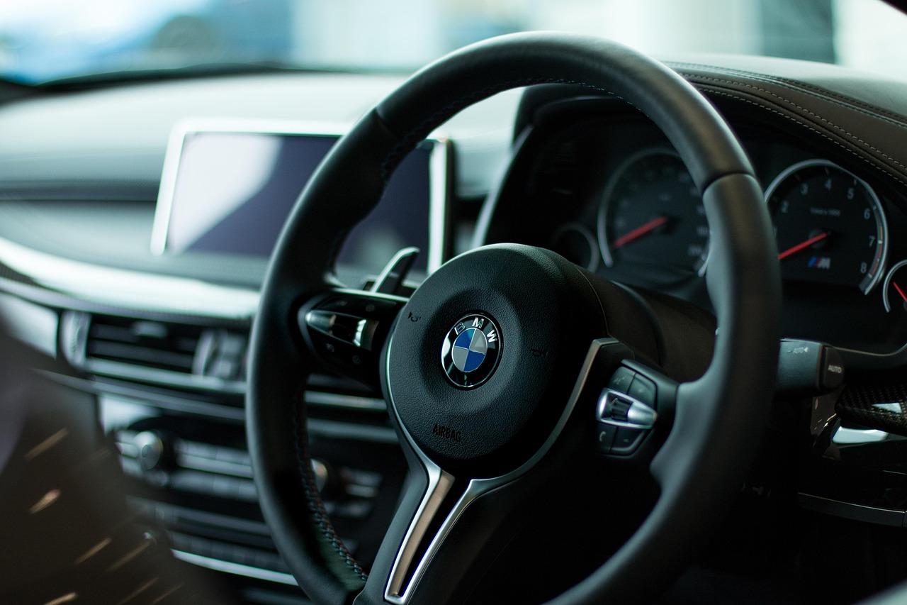 Garmin ou TomTom : quel GPS voiture choisir ?