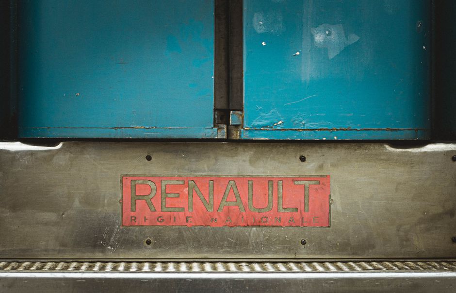 Le Renault Trafic Van E-Tech : une réponse aux besoins des TPE