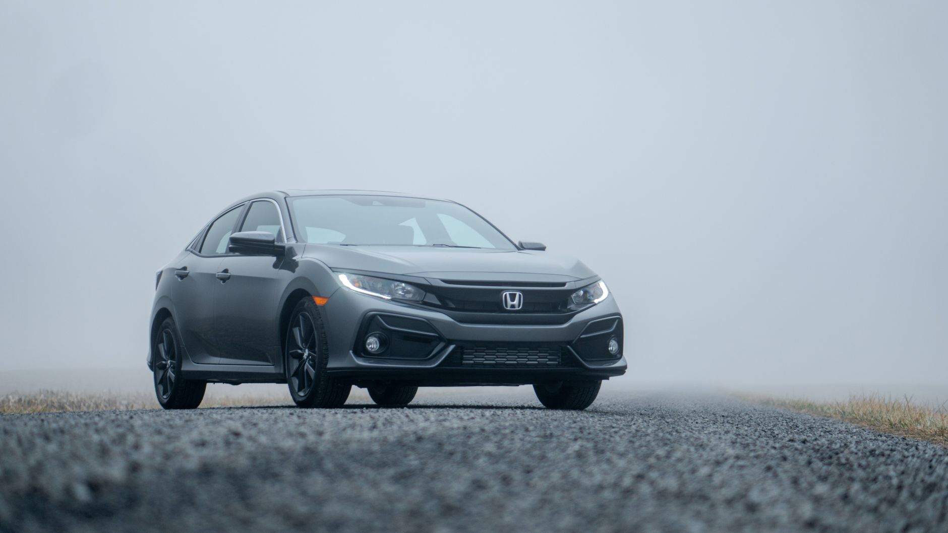 Pourquoi la Honda Civic augmente-t-elle de prix ? Découvrez les nouveaux équipements qui justifient cette hausse !
